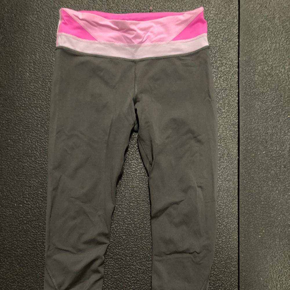 Lululemon Inspire Crops